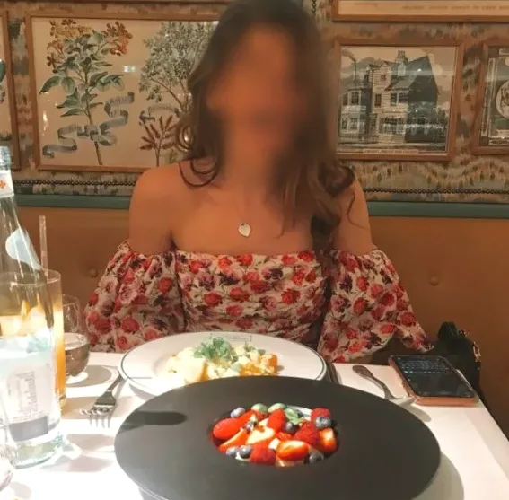 Fiona, 20