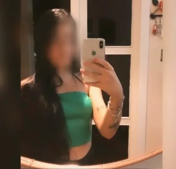 Helena, 20