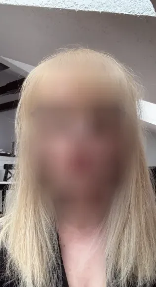 Josephine, 27