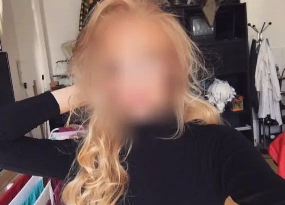 Thea, 21