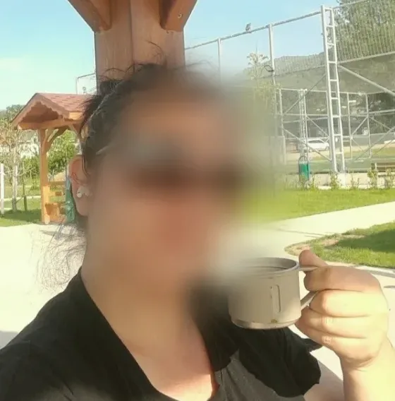 Zeynep, 34